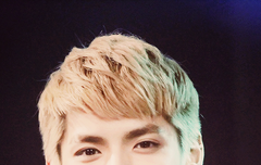 너무보고싶다 이제한달이다 딱