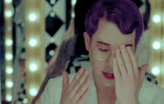 댓글을 써다오 눈팅벌들아