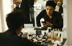 고화질 타오로 맘을 달래 봐야지..