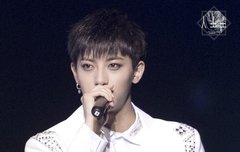 화이트수트 타오VS 블랙수트 타오