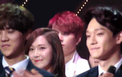 어느가수 직캠일까요?