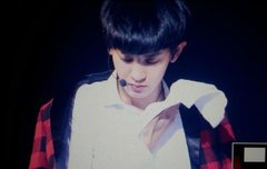 열이 땀닦는거 성스럽다...ㄷ