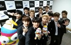 SM타운 트위터에 찬열 브이~