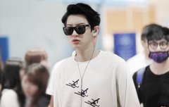 140822찬열 공항 고화질