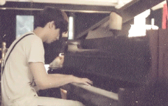 씽이 피아노 치는 모습 모음~