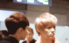 겸수니들 혹시 최강천단 번역본 떳어요? 