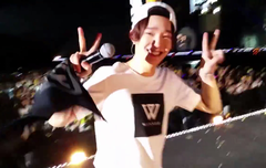 YG팸콘 영상 속 위너 움짤