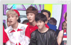 수호야 이옷입고 또나와줘..