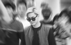 이사진보면 수호한테 빠져든다는데..