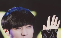 뭐...뭐지 이 귀여운 생명체는...