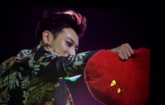 이커 내카 주께. 너 가져!