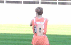 타오에게 도발하는 헨리 ㅋㅋ