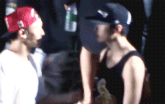 자.. 겸수니들 모두 종대님께 빙의들어갑시다...