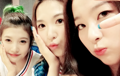 모든게 동글동글한 수영이