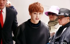 안녕하세요 제이름은 시우민입니다.