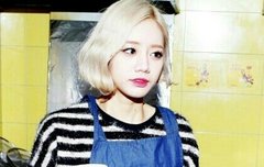 어리숙하고 난 낯을 가리는데