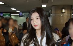 수영이 출국사진 추가