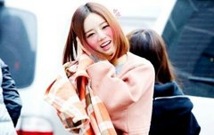 저는 혜리 단발사진 바께 읎으요