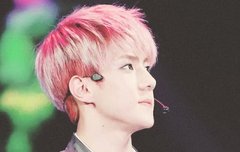 개인적으로는 핑크세훈보고싶어