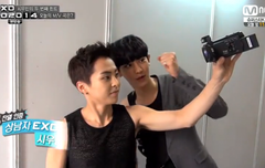 오늘 902014찬열이 잠깐 나왓넼ㅋㅋ