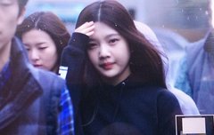 수영이 뮤뱅출근길