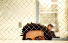 먼지만 풀썩대던 심장엔진을 리뉴 핏기없던 나의 입술이 다시 붉은칼라루즈  