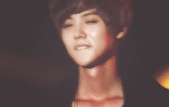 개구장이 같이 웃는모습 보고싶다