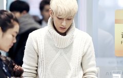 팬더들 귀엽다 너무 . ..