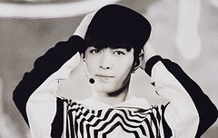 아침부터 찬열이때문에 빵터졌어 ㅋㅋ