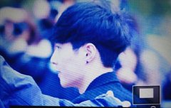 씽이 머리에 까치집이 생겼어요~ㅋㅋㅋ