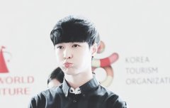 우민횽한테 철벽치는 씽이 ㅋㅋㅋㅋ