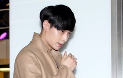 씽이한테서 냄새가 나!!!!