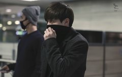 이남자 도대체뭐야 사랑에 빠지진않고 못배기겠어