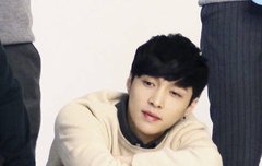 이런 학생 학교에 있으면..일요일도 학교갈래