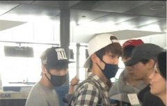 태용이 사생들 노려보는거 취미인듯ㅠㅠㅠ