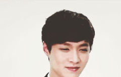 이얼굴이 한달뒤 반오십이라니... 