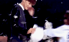 오늘 며니머리는 내렸을까 올렸을까