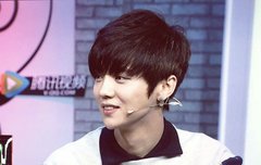 오늘 뭐 촬영했나봐 사진 또 올라왔다