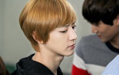 찬열아 니가 그렇게보면 난ㅠㅠㅠㅠ