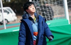 갓세븐 영잰가? 얘 