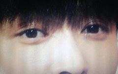 아침에 웨이보 들어갔다가 저격당함...