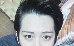 근데 재효 비쥬얼이면