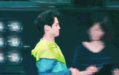 사생활 보호 좀...