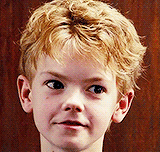 태용이 머리 누가 저렇게 해둠 