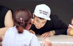 블락비 팬사인회에 꼭 가야하는 이유