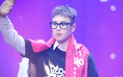 판도 오랜만이고 컴으로 들어온것도 오랜만이당