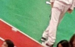 박경이랑 손잡은 여자 누군지 알아?