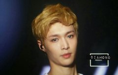 하얘가지고 금발하니 어린왕자 같아