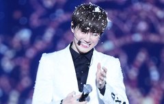 웃는거 ㄹㅇ 핵예쁘다