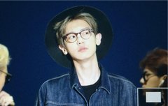 찬열이 팔에 헤나 추가